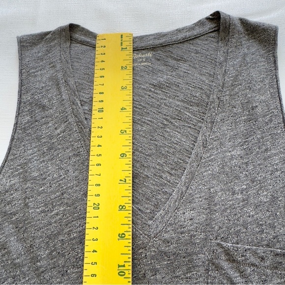 Whisper Cotton V-Neck Pocket Tank Size Small - Picture 10 of 11